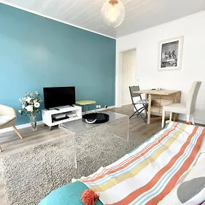 https://joli-appartement-cocooning-a-2-pas-de-la-plage.inbrittany.com